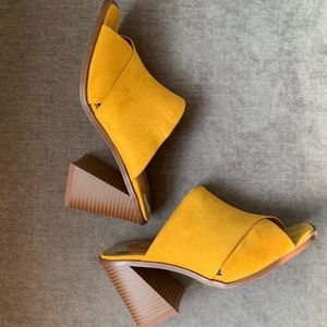 River island block heels 💫